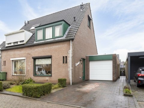  Dierick Boutsstraat 10, Axel