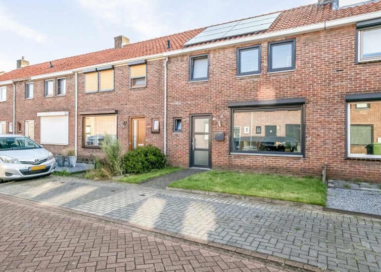  Bernhardstraat 34, Terneuzen