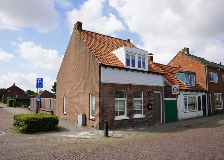  Voorstraat 12, Groede