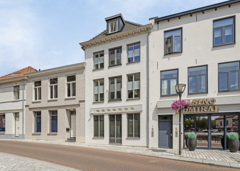  Lange Nieuwstraat 12, Hulst